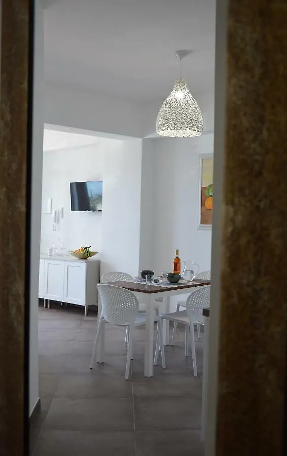 Zi Dima Apartments Giardini Naxos