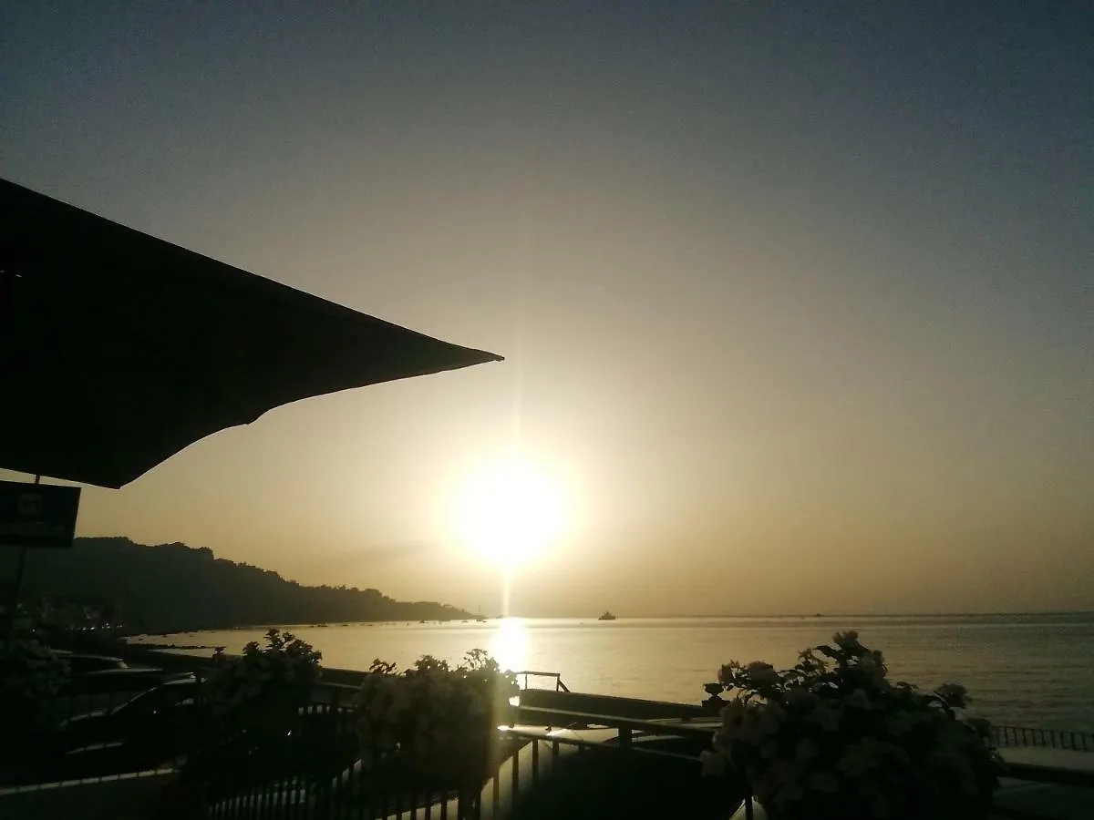 Zi Dima Apartments Giardini Naxos