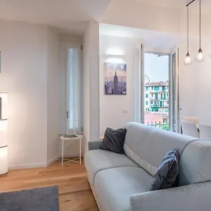 https://tramway-at-200meters-the-world-apartment.it-tuscanyhotel.com