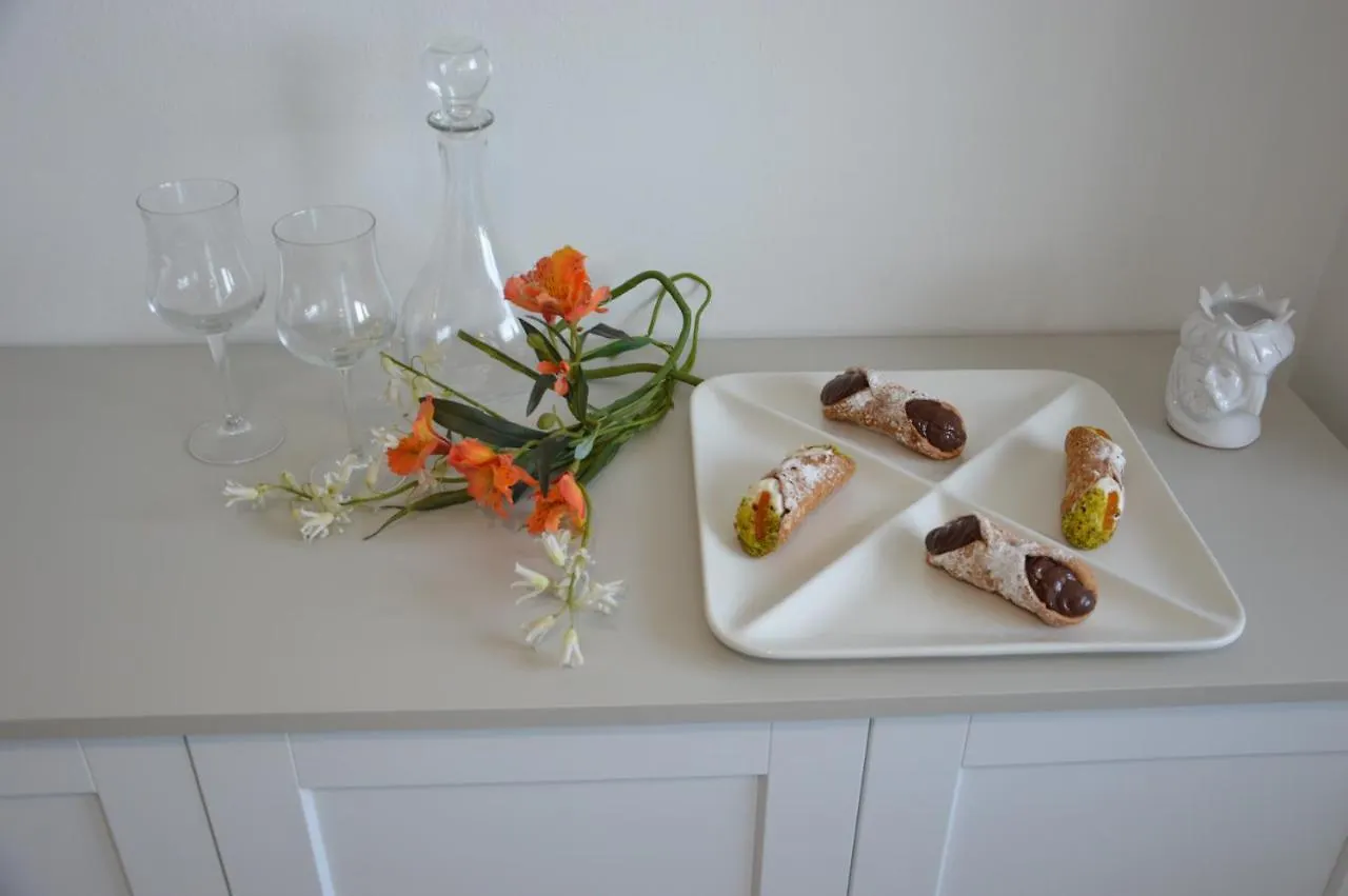 Zi Dima Apartments Giardini Naxos Italy